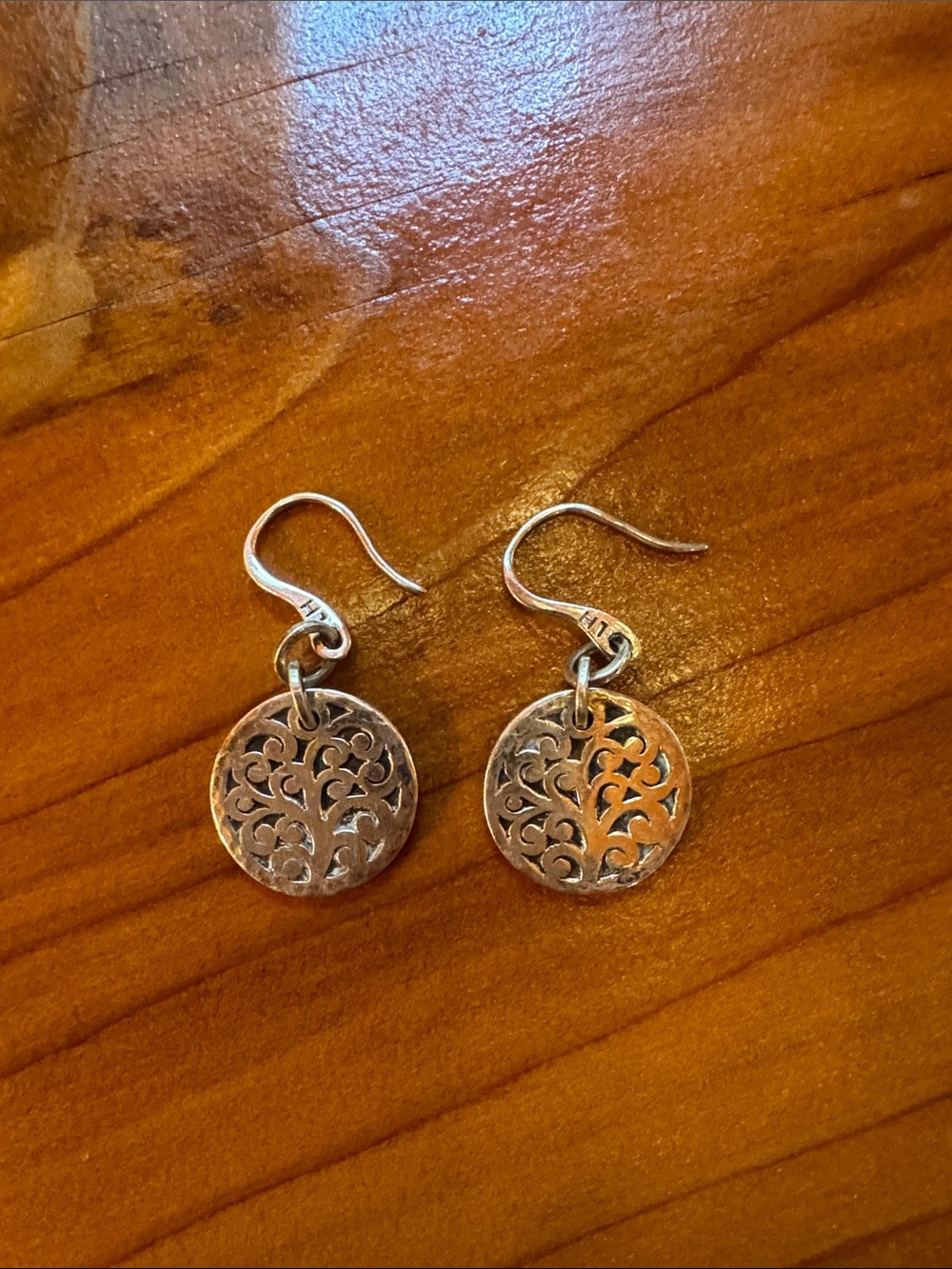 Lois Hill 925 Filigree round earrings